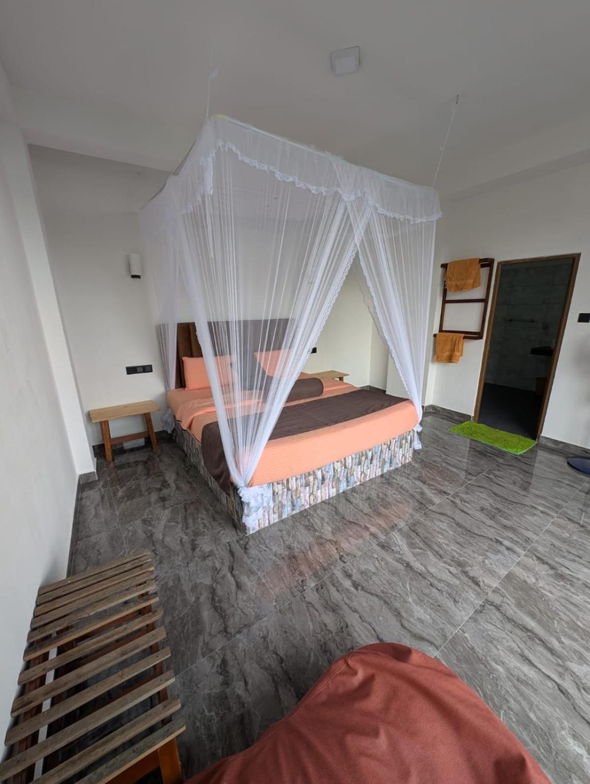 Chamodya Home Stay Ella Bagian luar foto